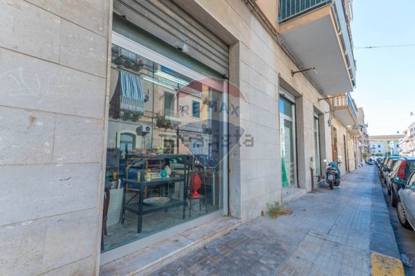 negozio in vendita a Siracusa in zona Centro Città