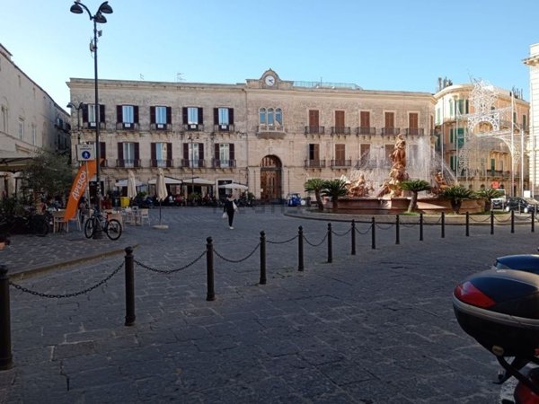 appartamento in vendita a Siracusa in zona Isola Ortigia