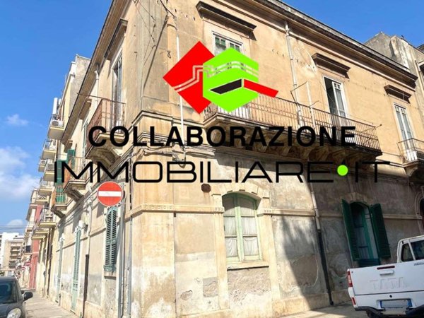 intera palazzina in vendita a Siracusa in zona Centro Città