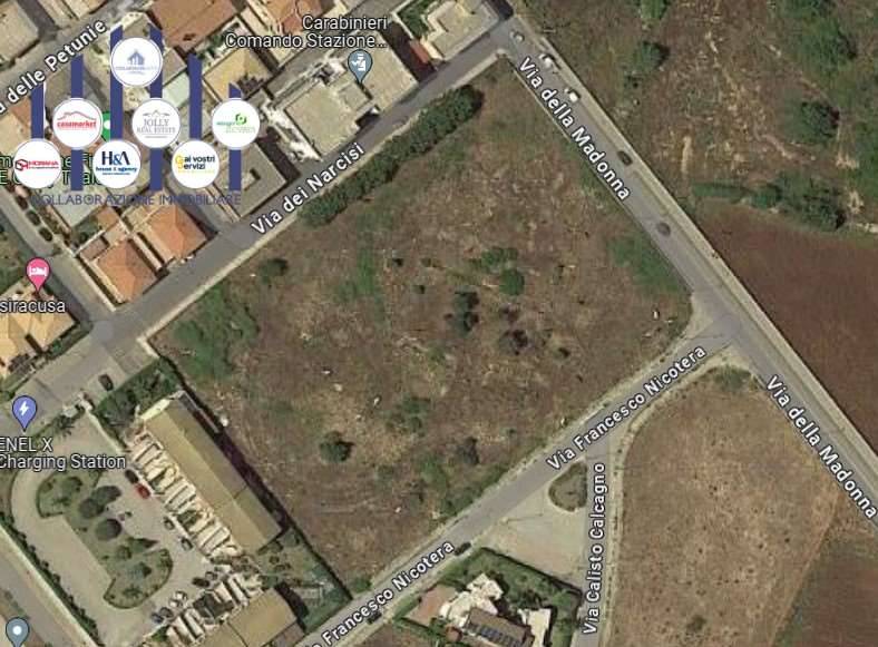 terreno edificabile in vendita a Siracusa in zona Fontane Bianche