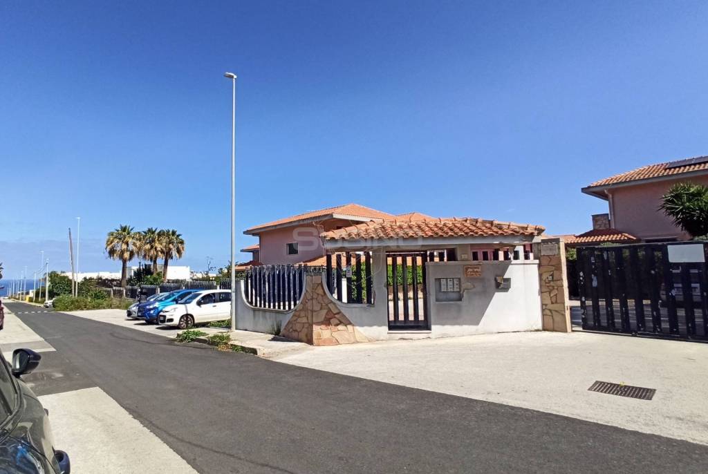 casa indipendente in vendita a Siracusa in zona Scala Greca