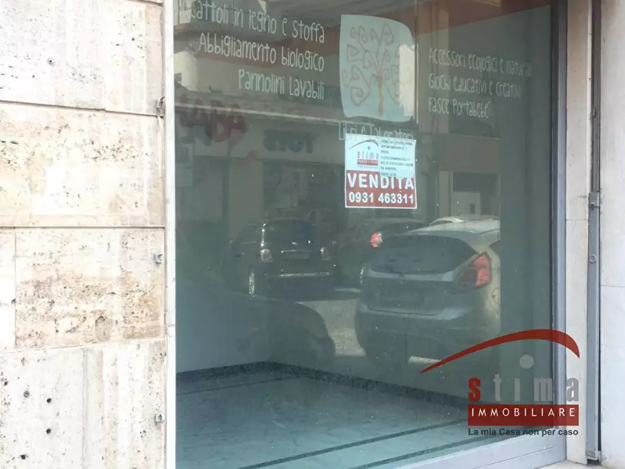 locale commerciale in vendita a Siracusa in zona Centro Città