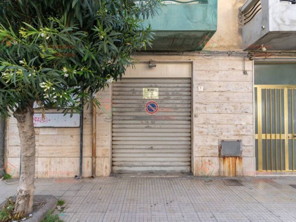 negozio in vendita a Siracusa in zona Centro Città