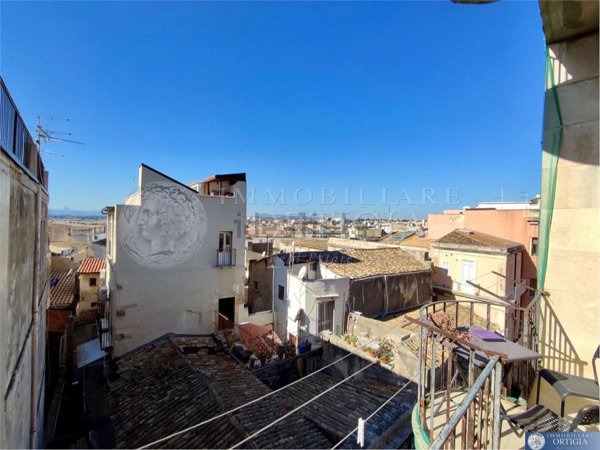 appartamento in vendita a Siracusa in zona Isola Ortigia