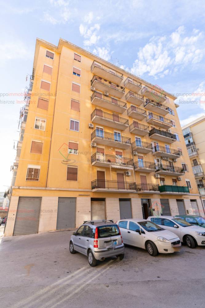 appartamento in vendita a Siracusa in zona Grottasanta