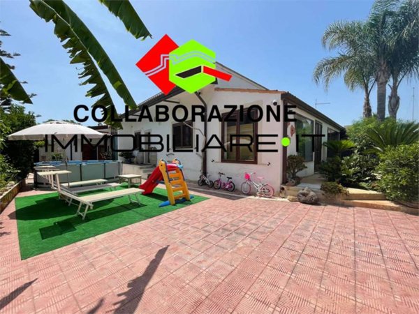 casa indipendente in vendita a Siracusa in zona Ognina