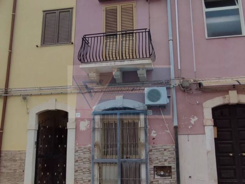 appartamento in vendita a Siracusa in zona Borgata