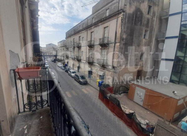 appartamento in vendita a Siracusa in zona Borgata