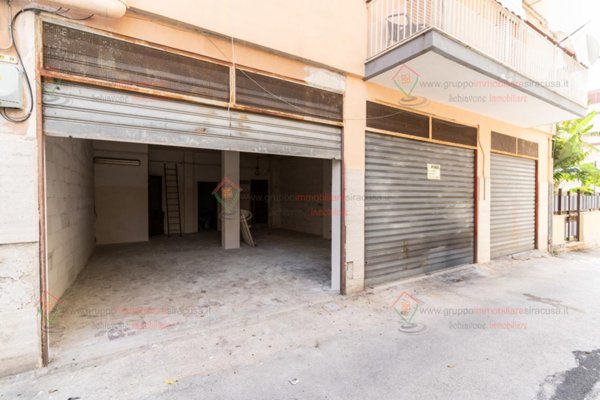 locale commerciale in vendita a Siracusa