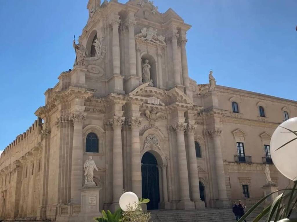 appartamento in vendita a Siracusa in zona Isola Ortigia