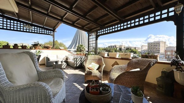 casa indipendente in vendita a Siracusa in zona Centro Città