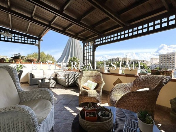 casa indipendente in vendita a Siracusa in zona Centro Città