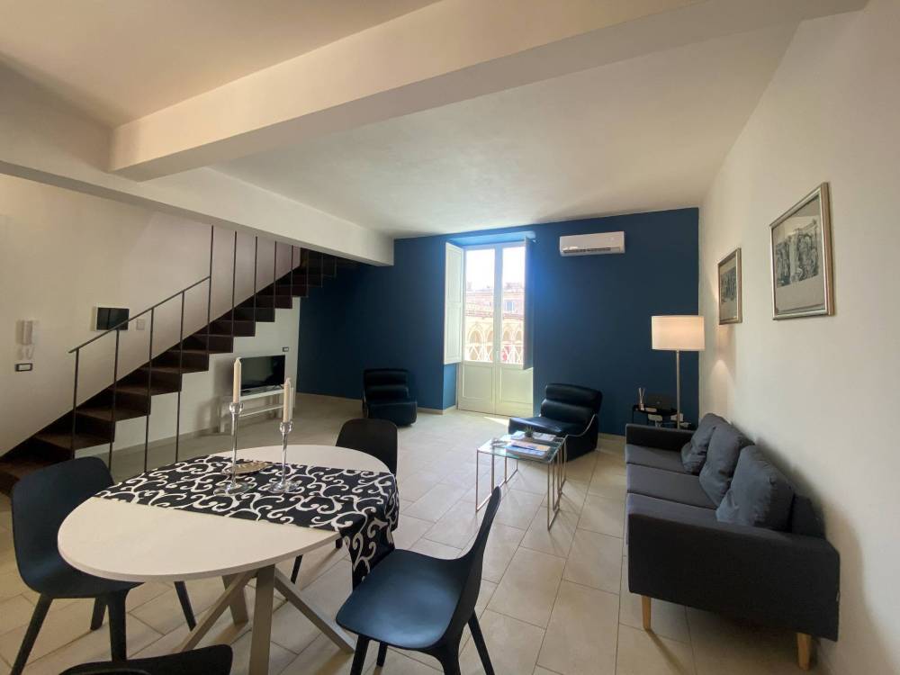 casa indipendente in vendita a Siracusa in zona Centro Città
