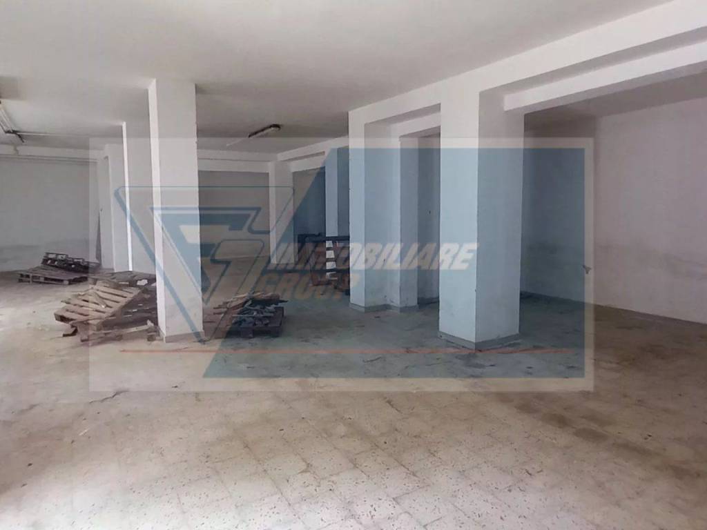 locale commerciale in vendita a Siracusa