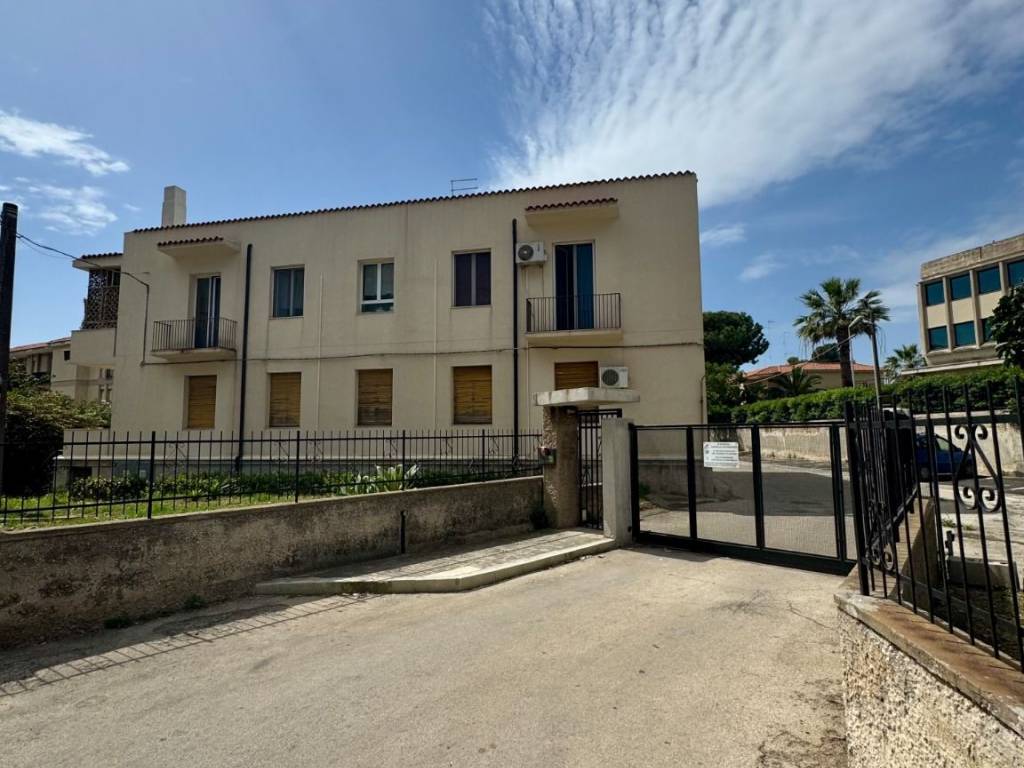 appartamento in vendita a Siracusa in zona Scala Greca