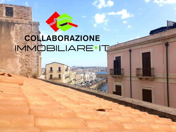 appartamento in vendita a Siracusa in zona Isola Ortigia