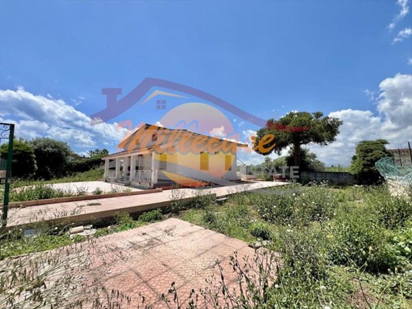 casa indipendente in vendita a Siracusa in zona Arenella