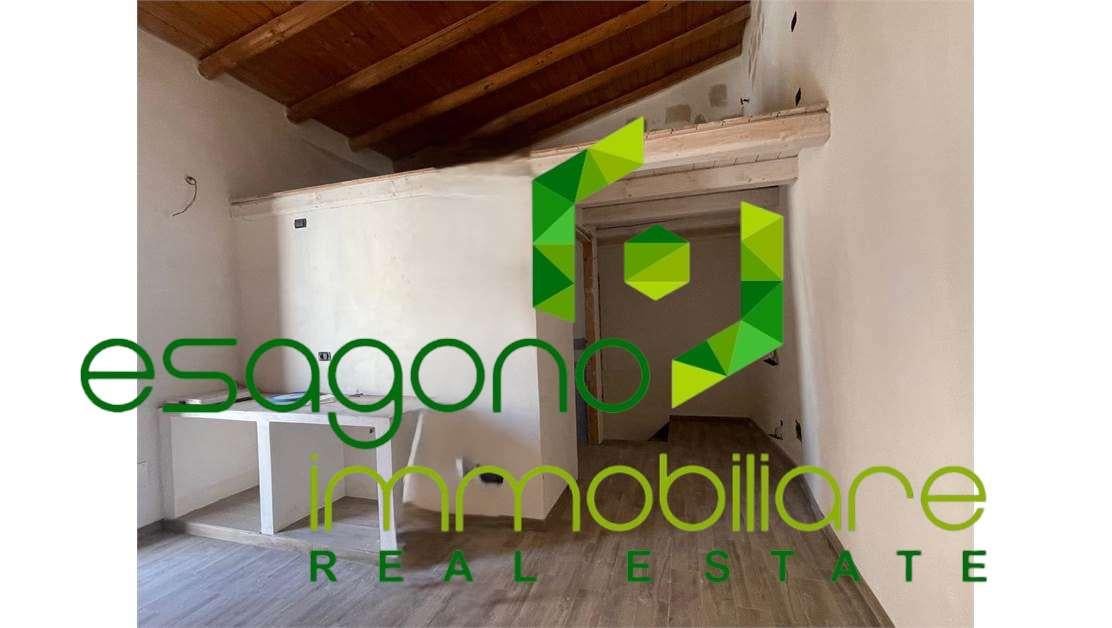 appartamento in vendita a Siracusa in zona Isola Ortigia