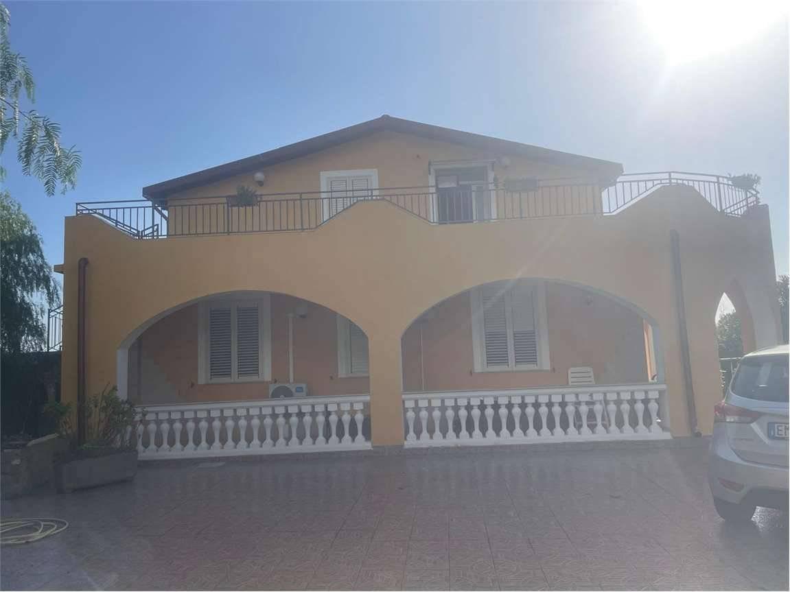 casa indipendente in vendita a Siracusa in zona Fontane Bianche