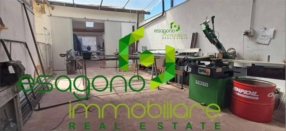 locale di sgombero in vendita a Siracusa