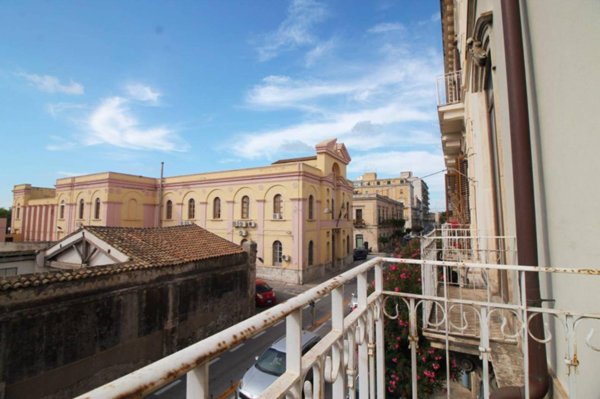 appartamento in vendita a Siracusa in zona Centro Città