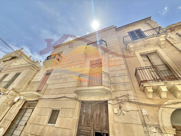 appartamento in vendita a Siracusa in zona Isola Ortigia