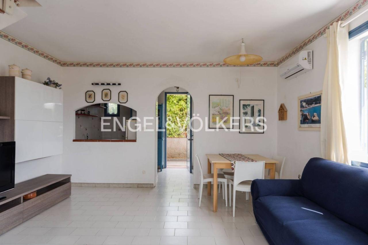 casa indipendente in vendita a Siracusa in zona Fontane Bianche