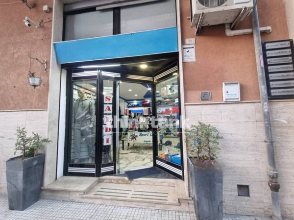 locale commerciale in vendita a Siracusa
