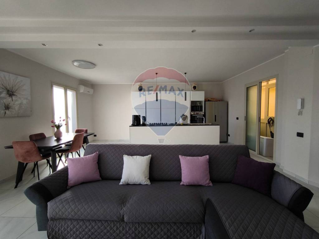 casa indipendente in vendita a Siracusa in zona Belvedere