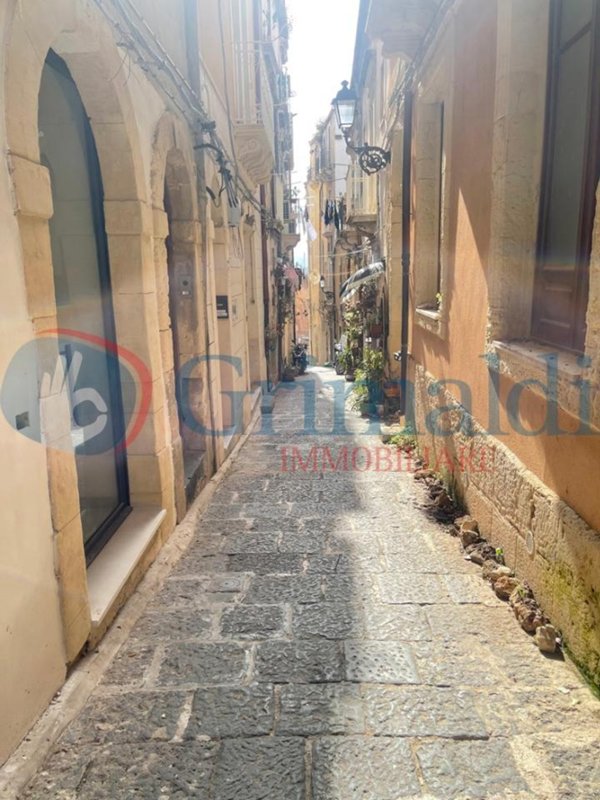 appartamento in vendita a Siracusa in zona Isola Ortigia