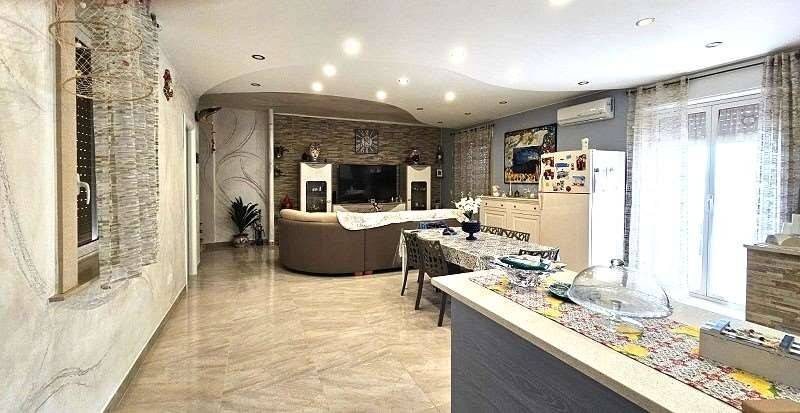 appartamento in vendita a Siracusa in zona Centro Città