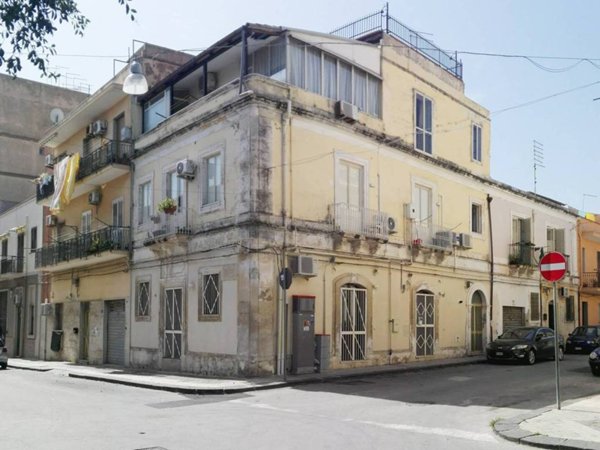 appartamento in vendita a Siracusa in zona Centro Città