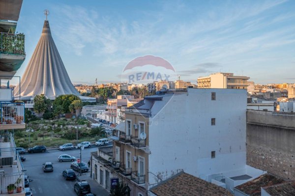 casa indipendente in vendita a Siracusa in zona Borgata
