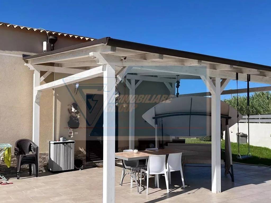 casa indipendente in vendita a Siracusa in zona Isola / Plemmirio