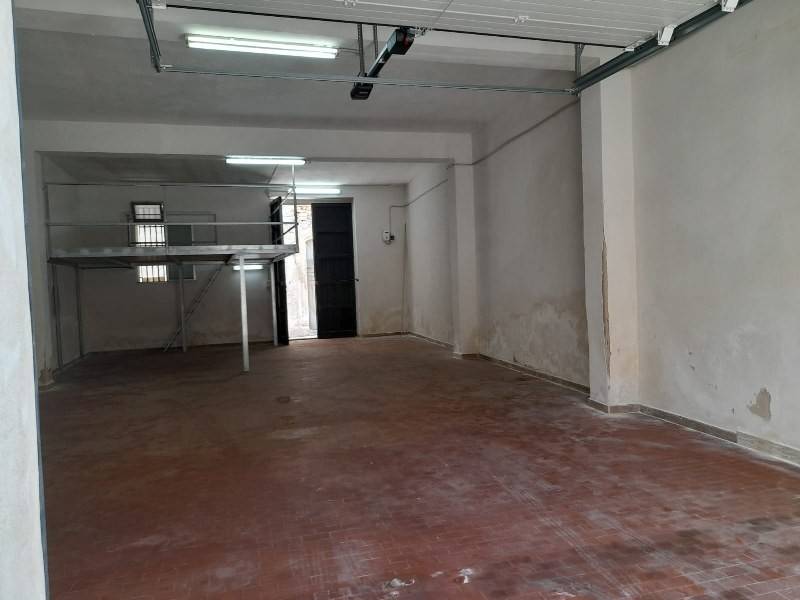 locale commerciale in vendita a Siracusa in zona Centro Città