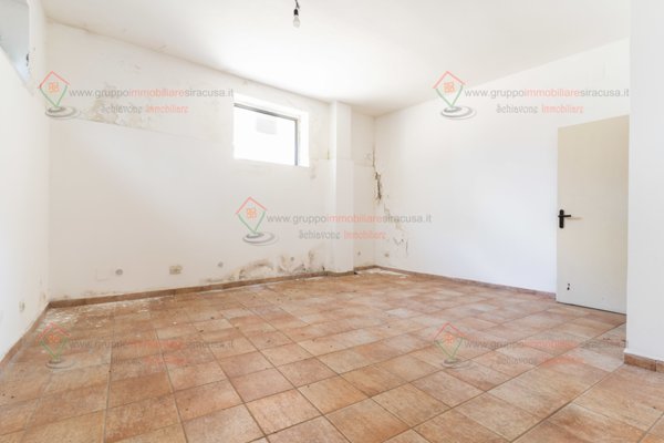ufficio in vendita a Siracusa in zona Centro Città