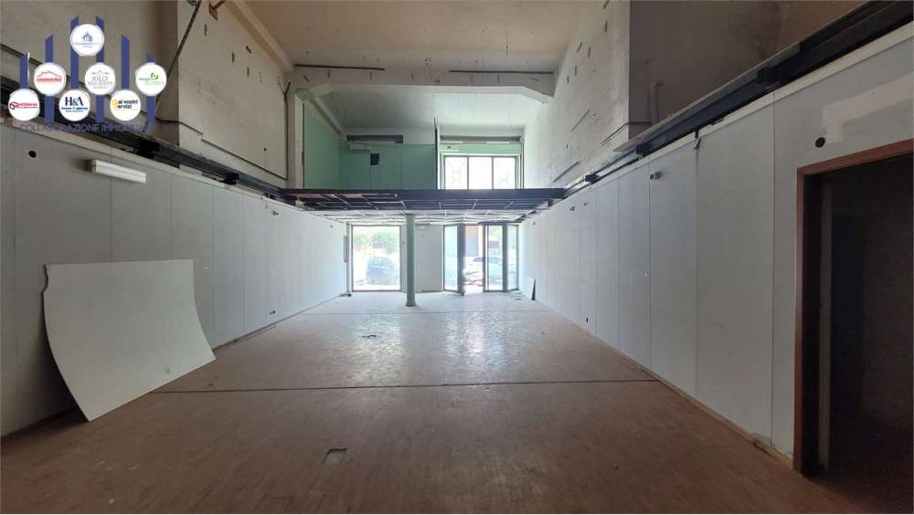 negozio in vendita a Siracusa in zona Centro Città