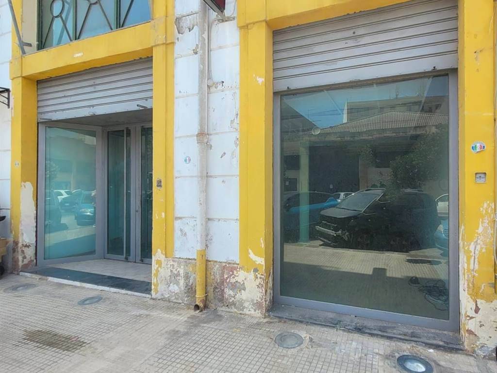 negozio in vendita a Siracusa in zona Centro Città