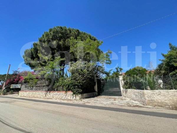 casa indipendente in vendita a Siracusa in zona Arenella