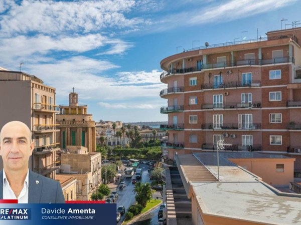 appartamento in vendita a Siracusa in zona Centro Città
