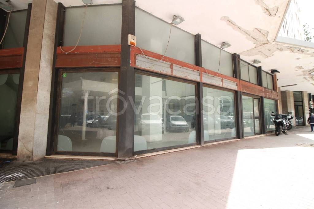 negozio in vendita a Siracusa in zona Centro Città