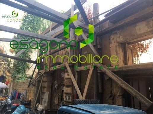appartamento in vendita a Siracusa in zona Isola Ortigia