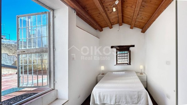 casa indipendente in vendita a Siracusa in zona Isola Ortigia