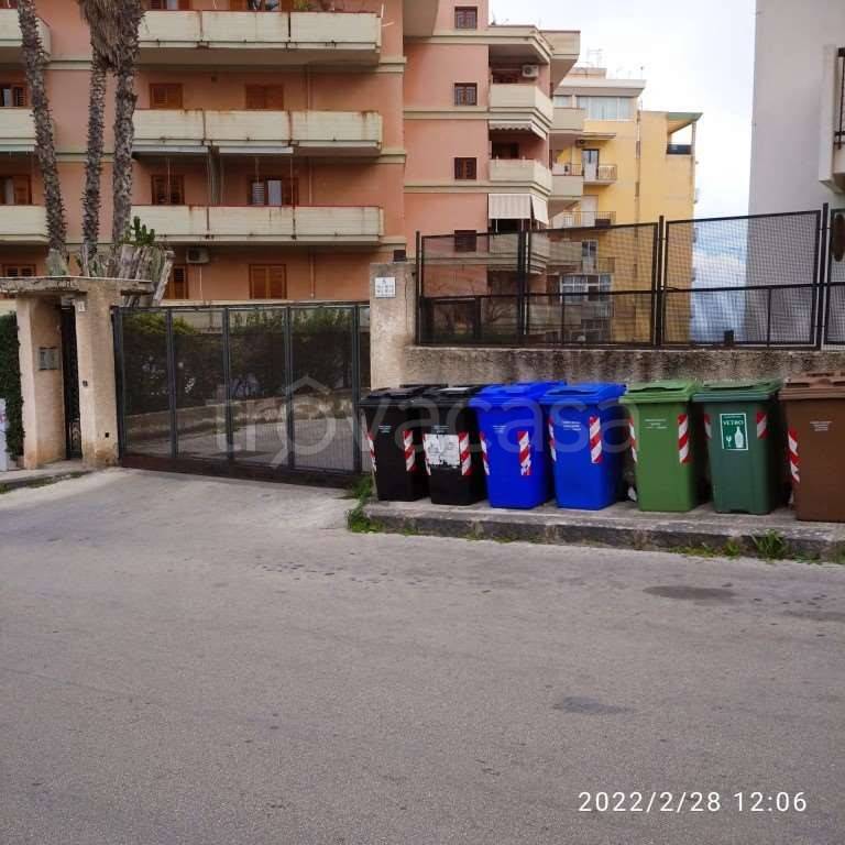 appartamento in vendita a Siracusa in zona Grottasanta