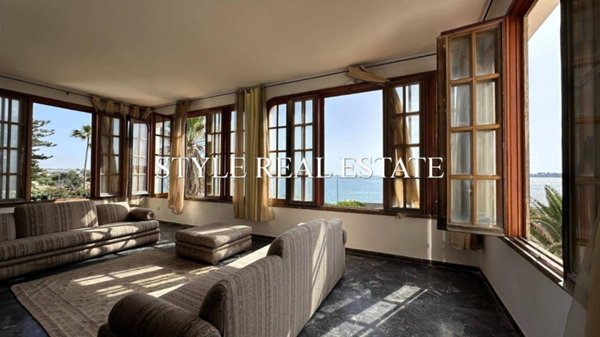casa indipendente in vendita a Siracusa in zona Isola / Plemmirio