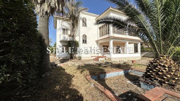 casa indipendente in vendita a Siracusa in zona Isola / Plemmirio