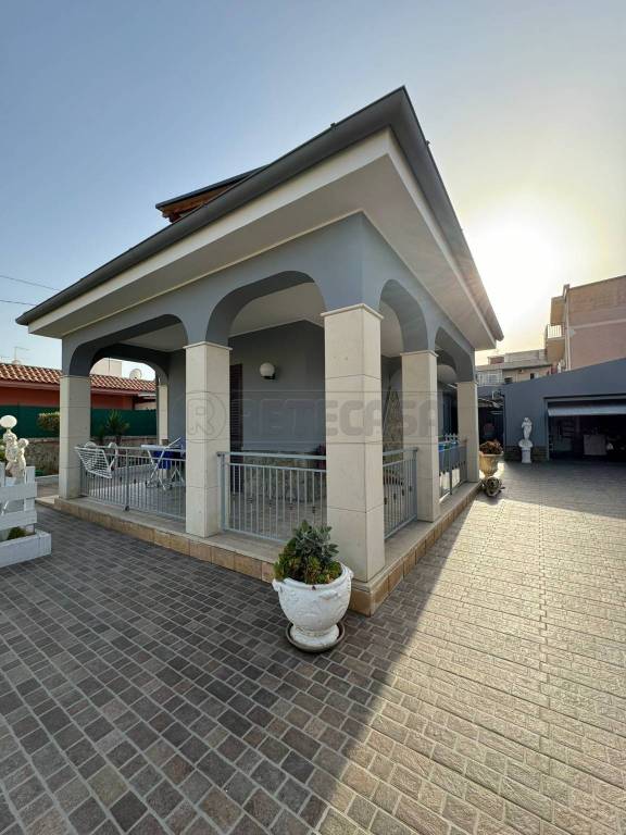 casa indipendente in vendita a Siracusa in zona Epipoli