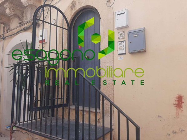 appartamento in vendita a Siracusa in zona Isola Ortigia