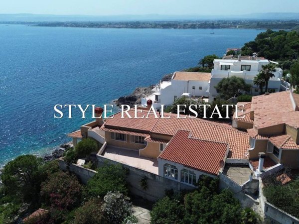 casa indipendente in vendita a Siracusa in zona Isola / Plemmirio