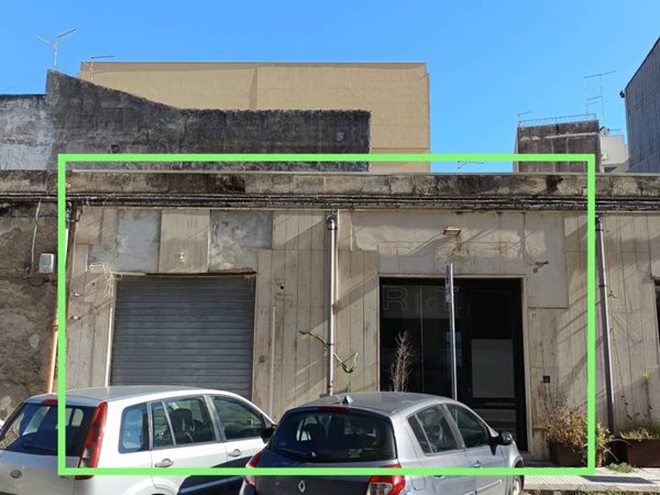 negozio in vendita a Siracusa in zona Centro Città